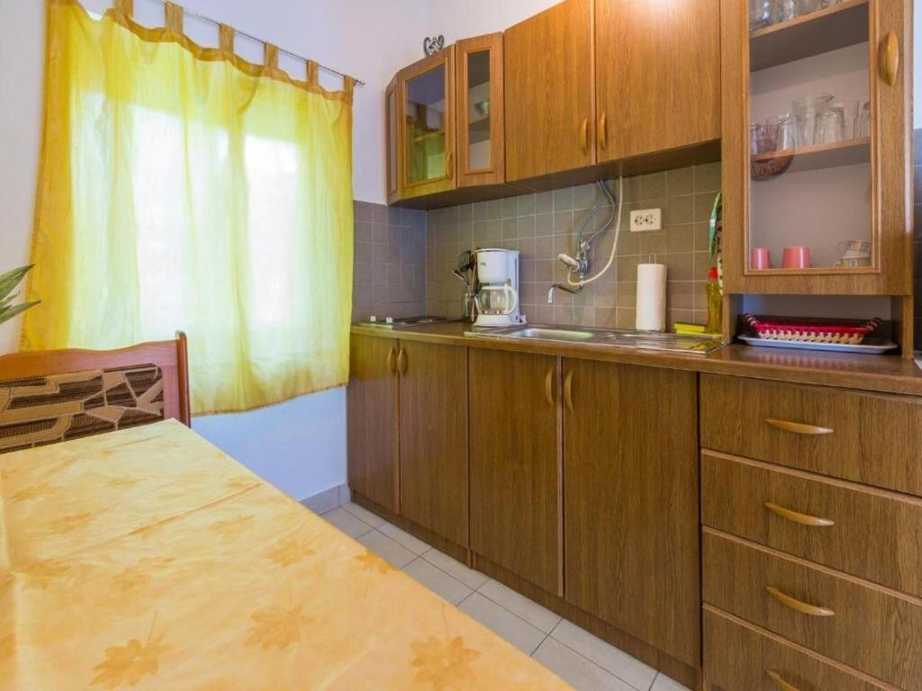דראמליי Apartments Adrasteja מראה חיצוני תמונה
