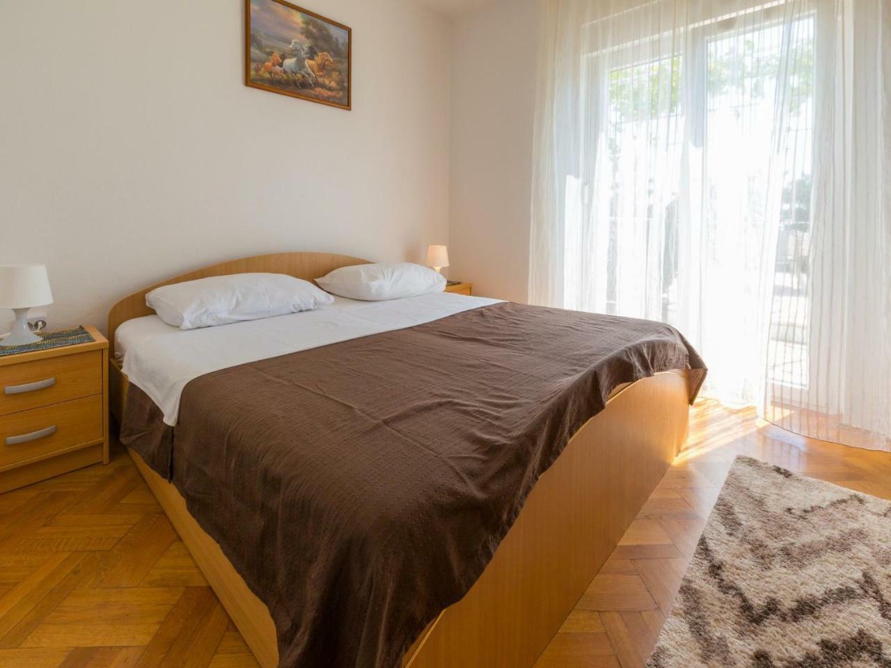 דראמליי Apartments Adrasteja מראה חיצוני תמונה
