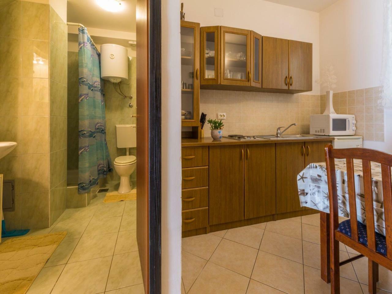 דראמליי Apartments Adrasteja מראה חיצוני תמונה