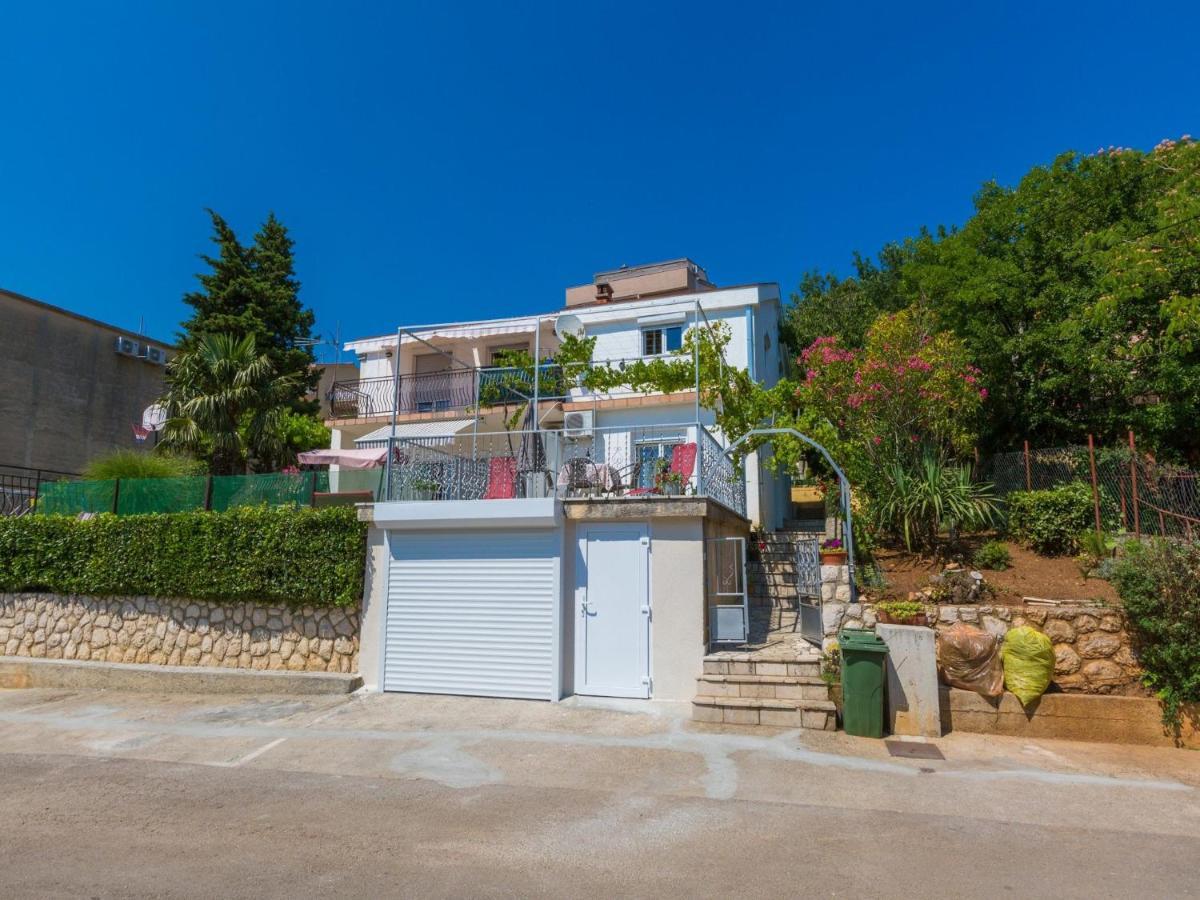 דראמליי Apartments Adrasteja מראה חיצוני תמונה